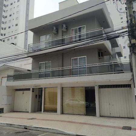 Apartamento No Centro - 1 Balneário Camboriú Eksteriør billede